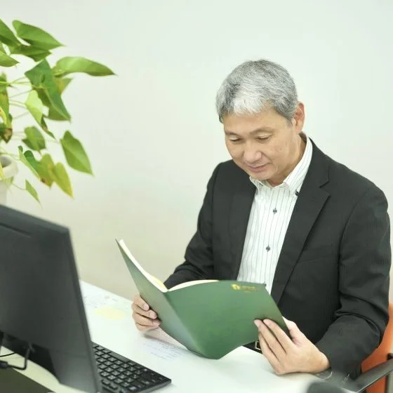 尾崎 一二三